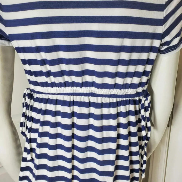 NWT Isabel Maternity Women’s Size XS Short Sleeve Tie-Waist Dress Navy and White - Picture 12 of 15